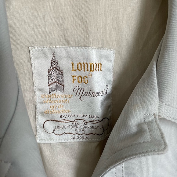 Vintage London Fog trench coat - Picture 3 of 7